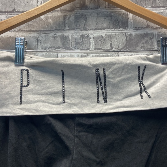 PINK - Picture 3 of 7